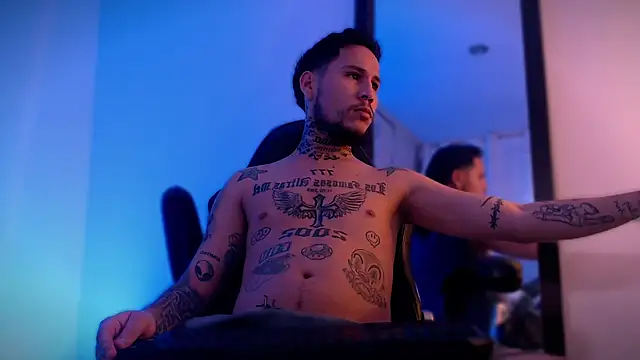 Snapshot of Junihn0 chatting on September 2025 09:49:02 PM Junihn0 online show from September 2025 09:49:02 PM