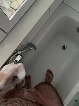 Snapshot of Loco42- chatting on December 2024 01:07:02 PM Loco42- online show from December 2024 01:07:02 PM