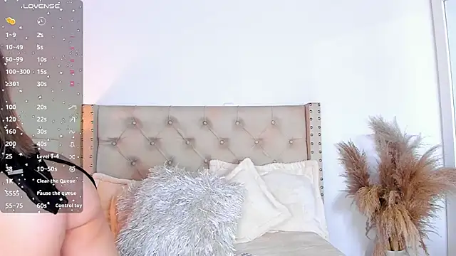 Snapshot of marilynrossy chatting on November 2025 06:47:02 AM marilynrossy online show from November 2025 06:47:02 AM