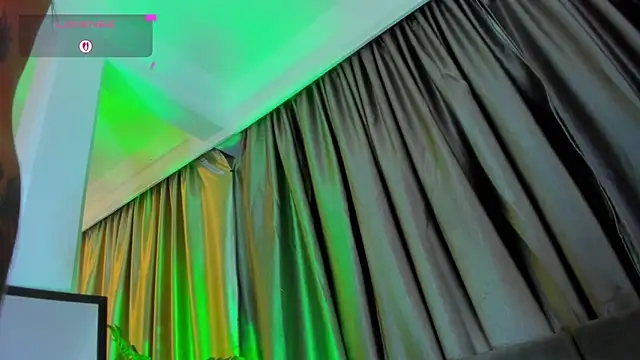 Snapshot of SofiDavid chatting on November 2025 11:10:02 PM SofiDavid online show from November 2025 11:10:02 PM