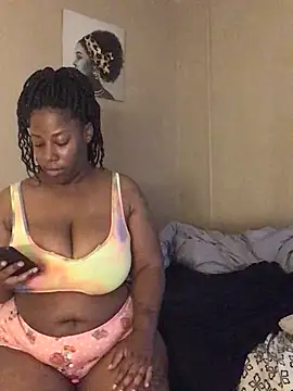 Snapshot of Eboni03 chatting on September 2025 08:08:01 AM Eboni03 online show from September 2025 08:08:01 AM