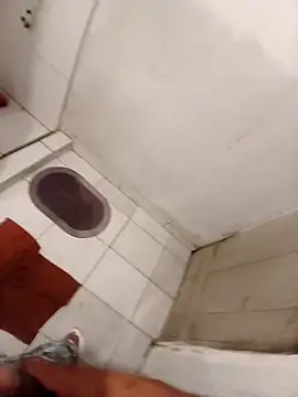 Lucastranzao online show from April 2026 12:08:01 AM