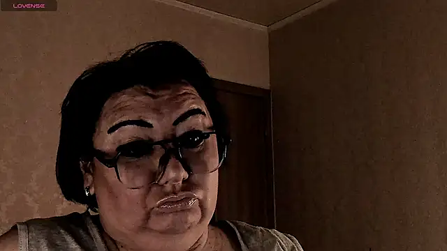 SexxyDreams1 online show from March 2026 11:09:01 PM