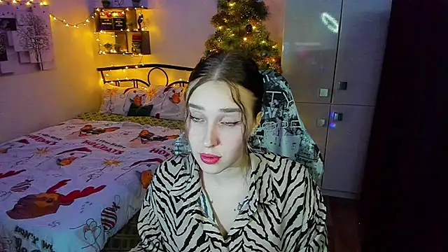 LinaTruly online show from January 2026 10:47:01 PM