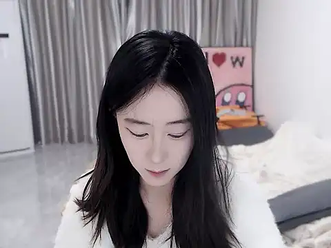 LOLO-yaya online show from December 2024 07:02:02 AM