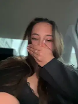 VelvetVixenI online show from April 2026 03:06:01 PM