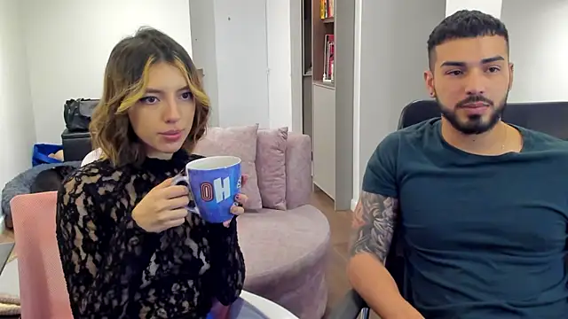 Snapshot of savage_sweethearts chatting on March 2025 02:41:01 AM savage sweethearts online show from March 2025 02:41:01 AM