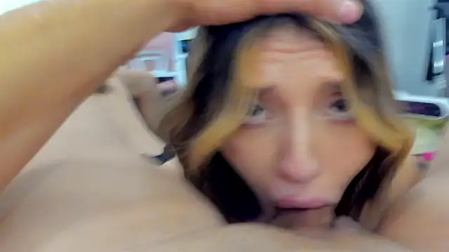 Snapshot of savage_sweethearts chatting on March 2025 06:48:02 AM savage sweethearts online show from March 2025 06:48:02 AM