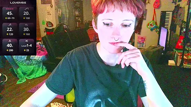 Snapshot of _hellostormy_ chatting on March 2025 12:48:02 AM hellostormy online show from March 2025 12:48:02 AM