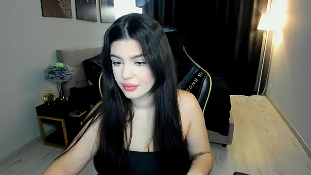 Snapshot of AlluringAriel chatting on February 2026 04:18:02 AM AlluringAriel online show from February 2026 04:18:02 AM