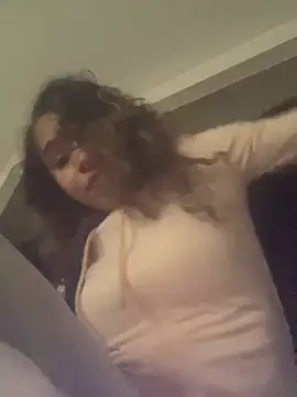 1prettygem online show from January 2025 10:12:01 PM