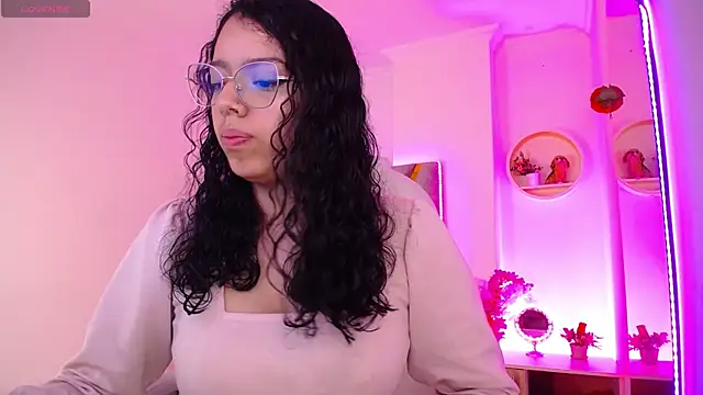 Aurora Brownn online show from March 2025 04:27:01 AM