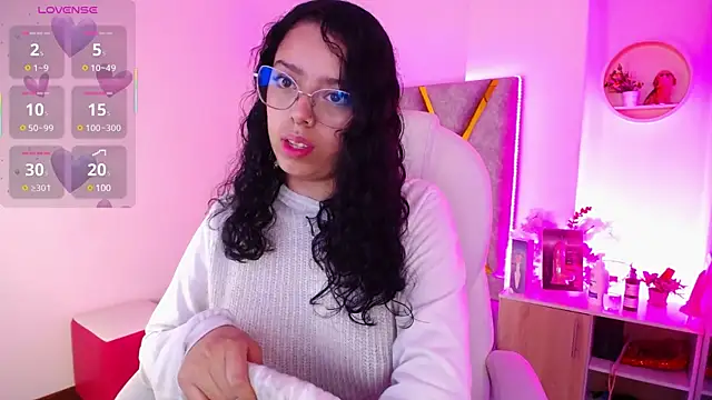 Aurora Brownn online show from March 2025 04:10:01 AM