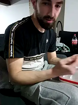 Snapshot of La_Chaudasse_98 chatting on January 2025 09:13:01 PM La Chaudasse 98 online show from January 2025 09:13:01 PM