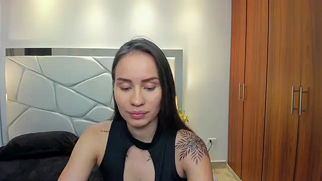 kiim sweett online show from October 2025 11:21:02 AM