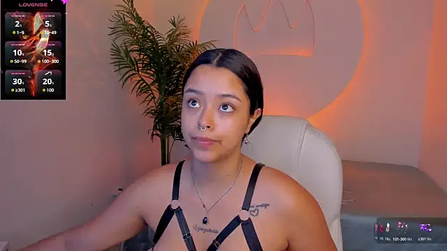 Ariana Pierce online show from December 2025 01:42:01 PM