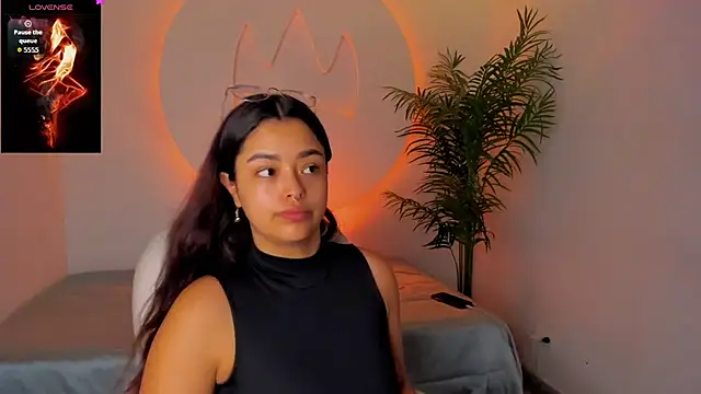 Ariana Pierce online show from December 2025 12:25:01 PM