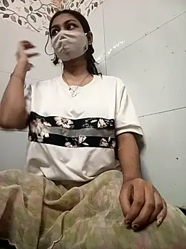 Snapshot of Alina_398 chatting on December 2024 05:08:01 PM Alina 398 online show from December 2024 05:08:01 PM