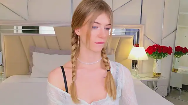 MeganMour online show from March 2026 05:05:02 PM