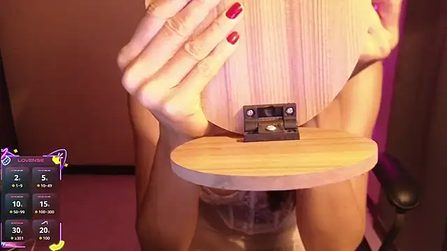 Lia madame online show from March 2026 08:53:01 AM