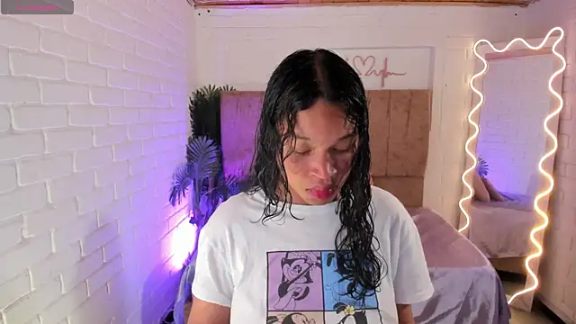 Snapshot of penelope_tay1 chatting on November 2025 03:05:01 AM penelope tay1 online show from November 2025 03:05:01 AM