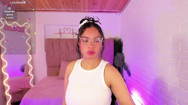 Snapshot of penelope_tay1 chatting on November 2025 03:19:02 AM penelope tay1 online show from November 2025 03:19:02 AM