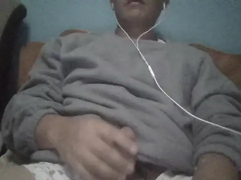 Snapshot of antonibell2222 chatting on March 2026 01:27:02 AM antonibell2222 online show from March 2026 01:27:02 AM