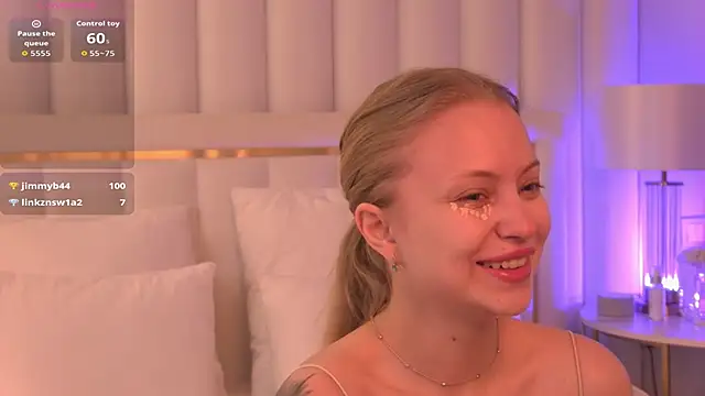 DorisHell online show from September 2025 03:21:01 AM