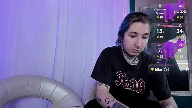 Milten-Trish online show from February 2025 01:41:01 AM