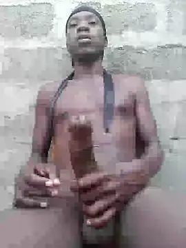 Snapshot of GOLDEN_HQUR chatting on January 2025 03:58:01 PM GOLDEN HQUR online show from January 2025 03:58:01 PM