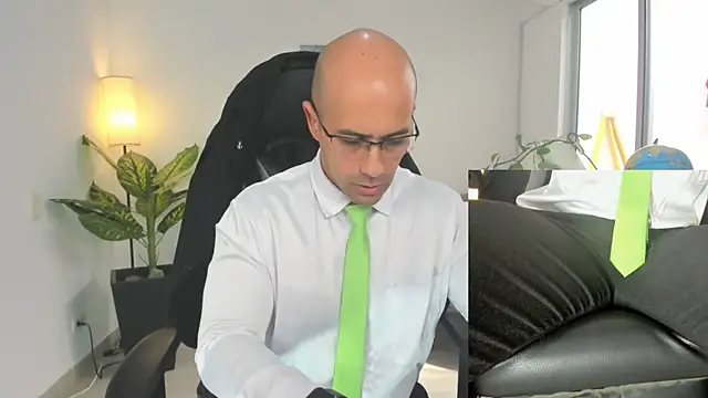 Snapshot of ryan_master_ chatting on December 2024 03:59:01 PM ryan master online show from December 2024 03:59:01 PM