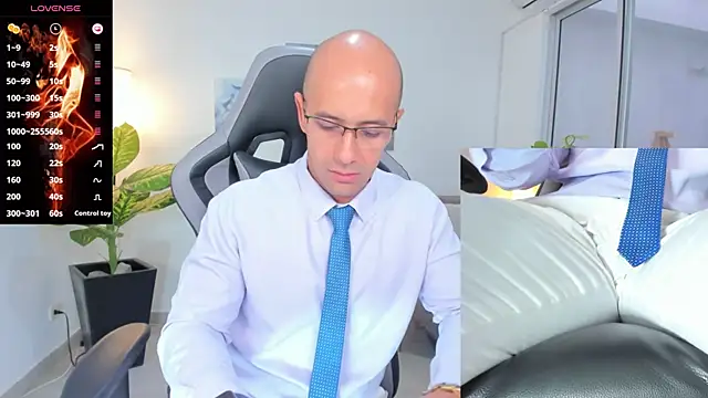 Snapshot of ryan_master_ chatting on January 2025 12:16:02 PM ryan master online show from January 2025 12:16:02 PM