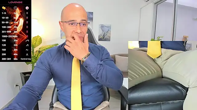 Snapshot of ryan_master_ chatting on January 2025 12:10:01 PM ryan master online show from January 2025 12:10:01 PM