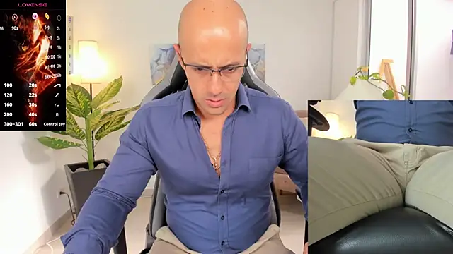 Snapshot of ryan_master_ chatting on January 2025 01:28:01 PM ryan master online show from January 2025 01:28:01 PM