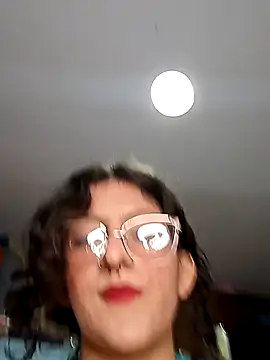 Snapshot of LoveElectra chatting on December 2024 02:51:01 AM LoveElectra online show from December 2024 02:51:01 AM