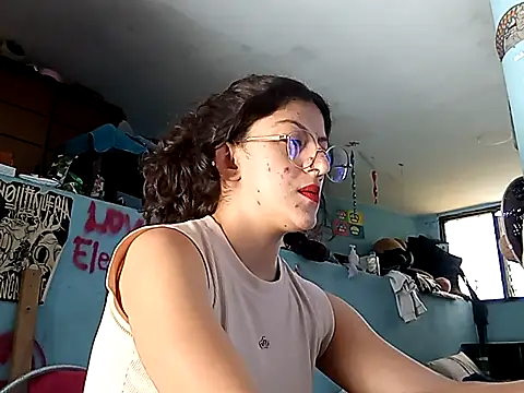 LoveElectra online show from January 2026 08:57:02 PM