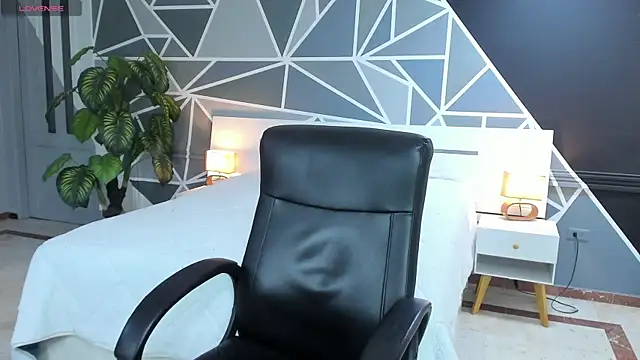 Snapshot of Lucifer_shadow chatting on January 2025 11:43:02 AM Lucifer shadow online show from January 2025 11:43:02 AM