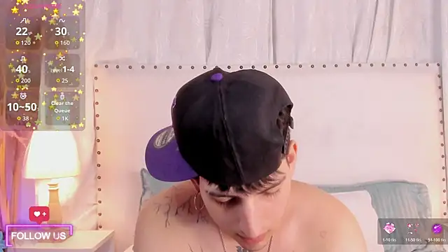 Snapshot of sett_and_gwen chatting on July 2026 10:59:02 PM sett and gwen online show from July 2026 10:59:02 PM