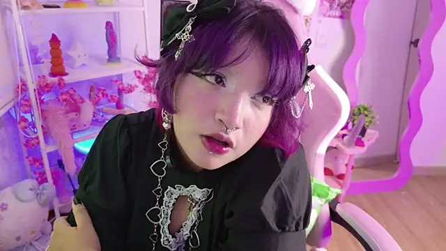 Snapshot of lady_noize chatting on June 2026 02:24:02 AM lady noize online show from June 2026 02:24:02 AM