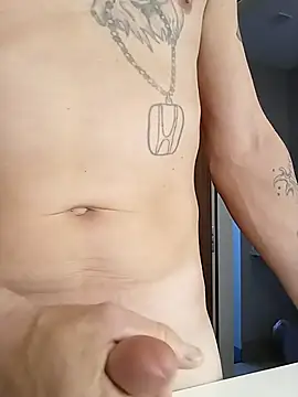 Snapshot of fun2fuck173 chatting on October 2025 04:30:02 PM fun2fuck173 online show from October 2025 04:30:02 PM