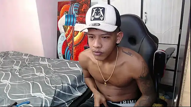 Snapshot of mr_stiven_ chatting on February 2025 08:44:02 AM mr stiven  online show from February 2025 08:44:02 AM