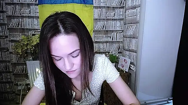 Lina Star S online show from November 2025 07:30:02 AM