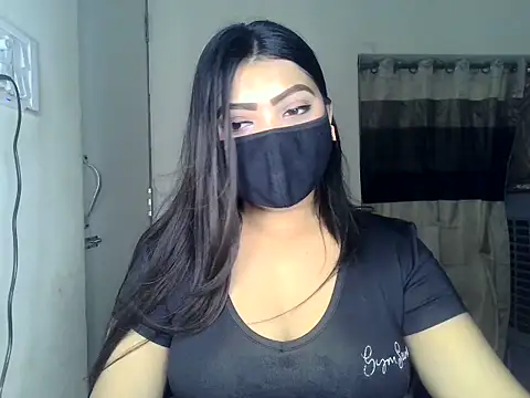 Snapshot of ishi_Beauty chatting on July 2026 05:54:02 AM ishi Beauty online show from July 2026 05:54:02 AM