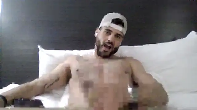 Snapshot of Strokeking4u chatting on February 2026 10:50:01 PM Strokeking4u online show from February 2026 10:50:01 PM