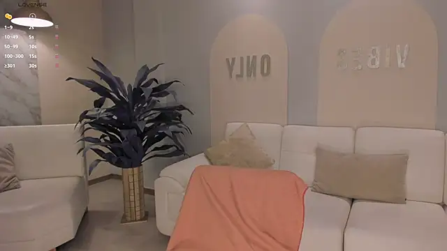 Snapshot of IsabelBornner chatting on March 2026 06:36:01 PM IsabelBornner online show from March 2026 06:36:01 PM