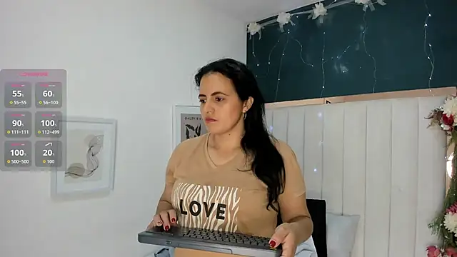 africa holmes online show from November 2025 02:22:01 AM