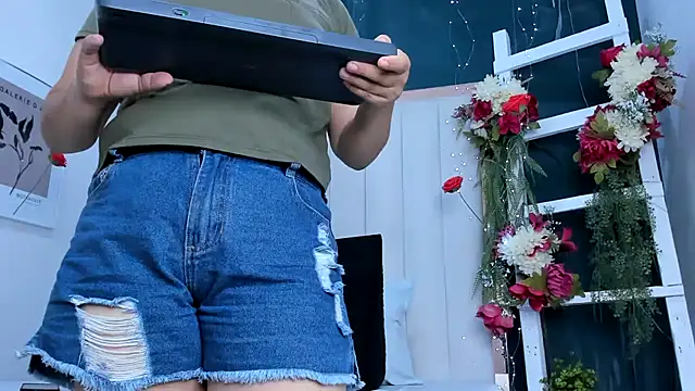 africa holmes online show from March 2026 03:12:02 AM