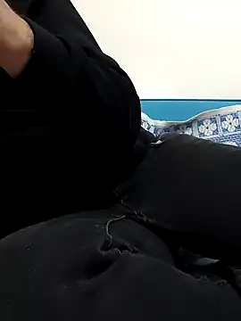 Snapshot of mertBy chatting on December 2024 07:38:02 PM mertBy online show from December 2024 07:38:02 PM