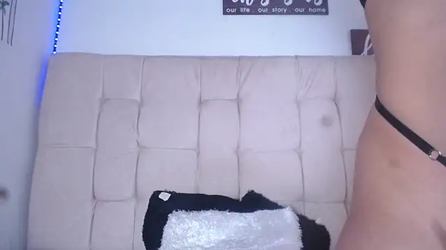 mariilulp303av online show from January 2025 04:55:01 AM