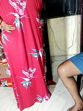 Snapshot of _Hot-Couple chatting on October 2025 09:03:02 PM Hot-Couple online show from October 2025 09:03:02 PM